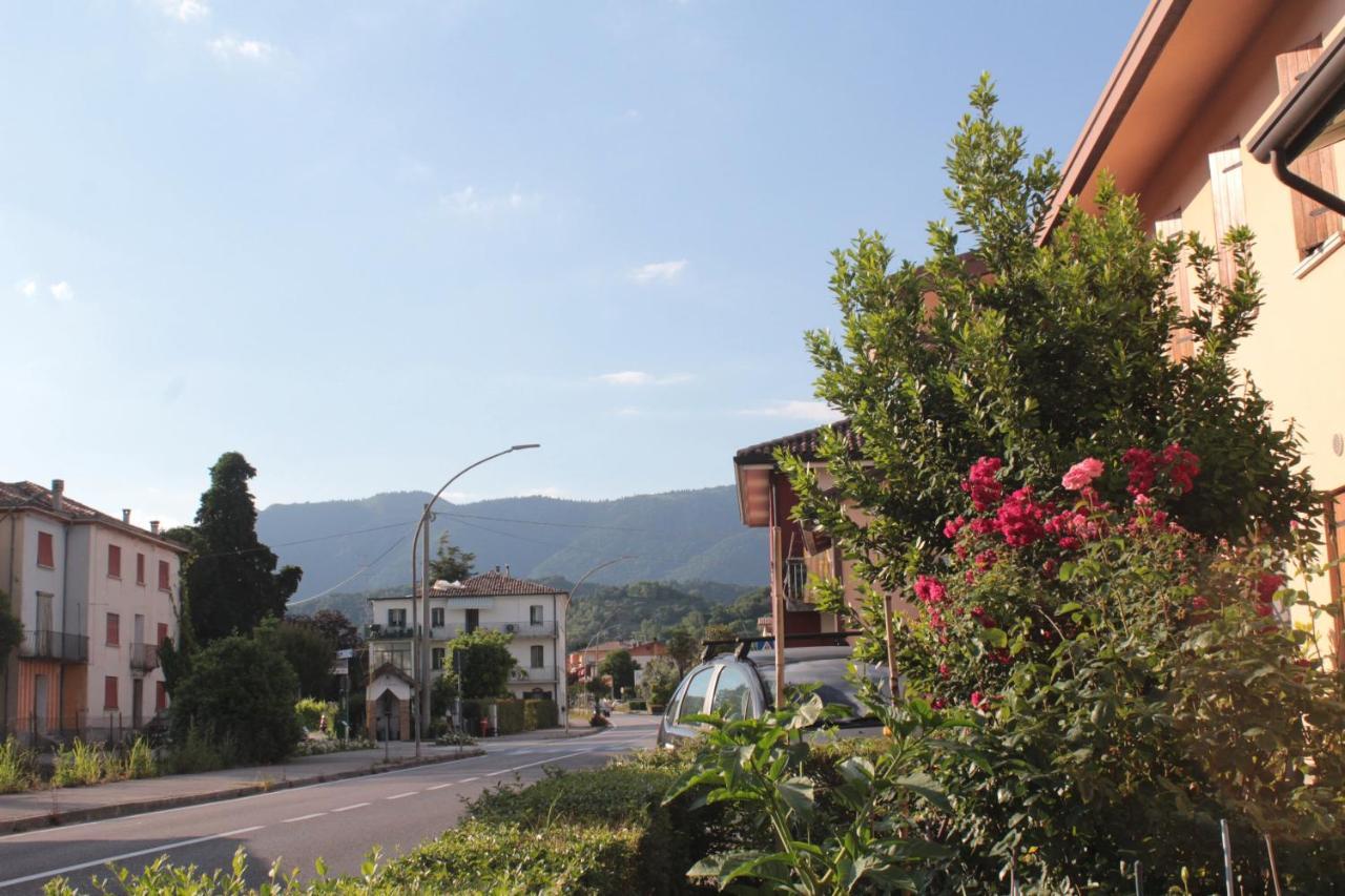 Appartement Locazione Turistica Gravetta à Tarzo Extérieur photo